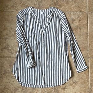 Old Navy Women's Vertical Striped Blouse - Black and White